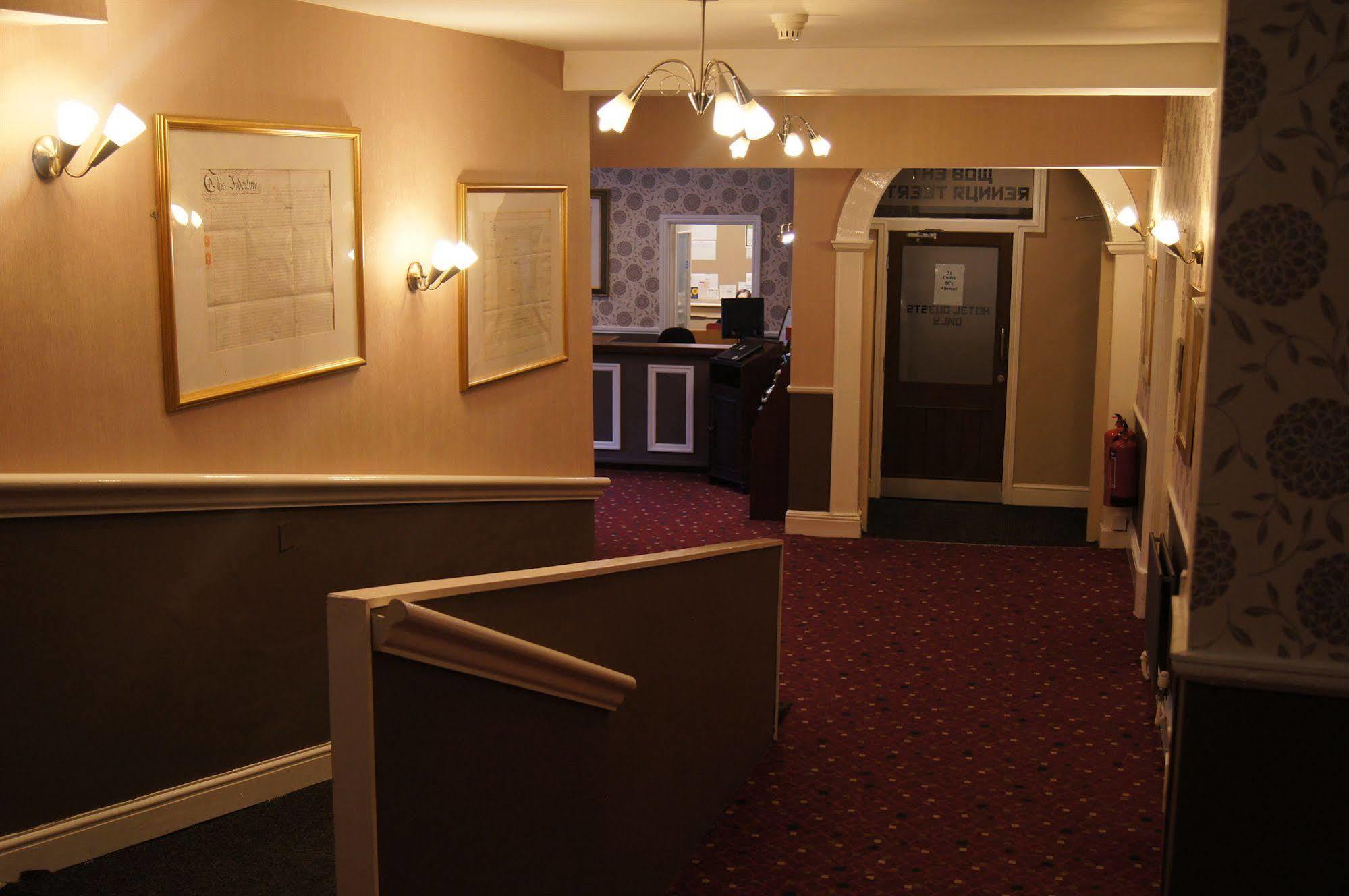 Castle Hotel Tamworth Buitenkant foto